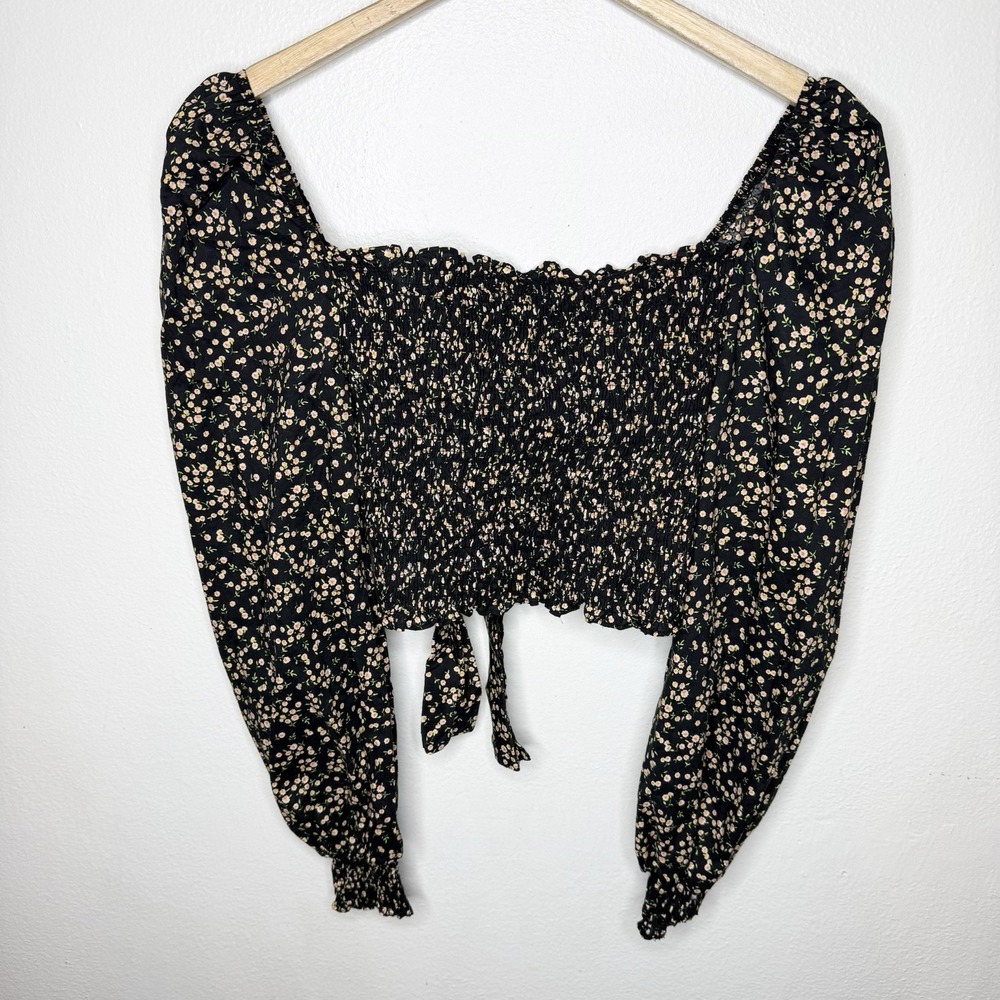 Avantlook Smocked Long Sleeve Cropped Balloon Sleeve Shirt‎ Top Women's Medium